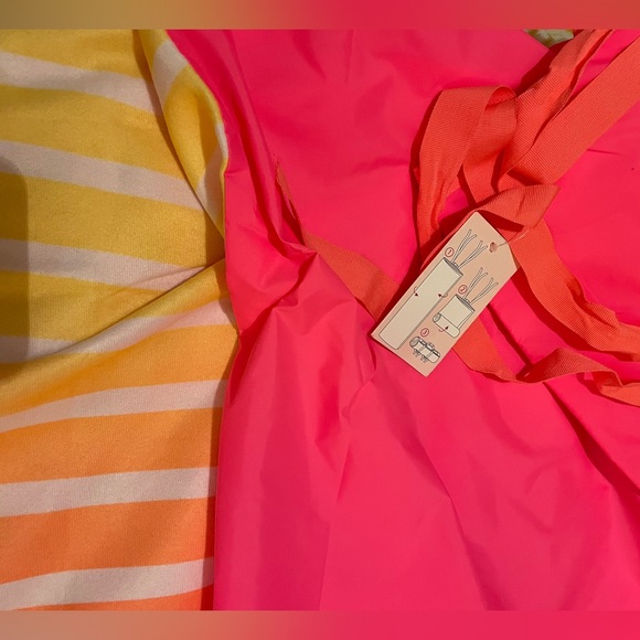 NWT Victoria Secret Roll Up Beach Picnic Blanket - Picture 8 of 9